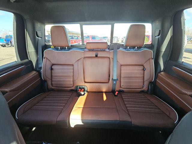 2026 GMC Sierra 2500HD Crew Cab, Standard Bed, Denali Ultimate, 4WD