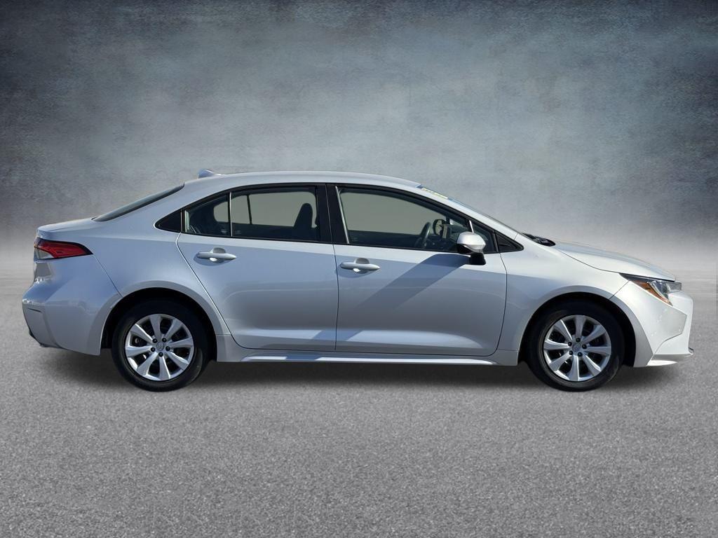 Used 2023 Toyota Corolla LE with VIN 5YFB4MDE8PP012942 for sale in Northfield, Minnesota
