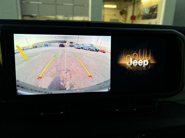 2025 Jeep Wrangler 4-Door Summit 4x4