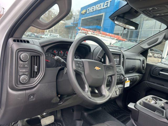 2026 Chevrolet Silverado 1500 4WD Regular Cab Standard Bed WT