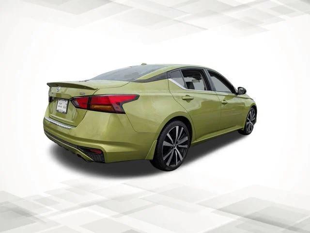 2022 Nissan Altima SR FWD 2022 Nissan Altima SR FWD