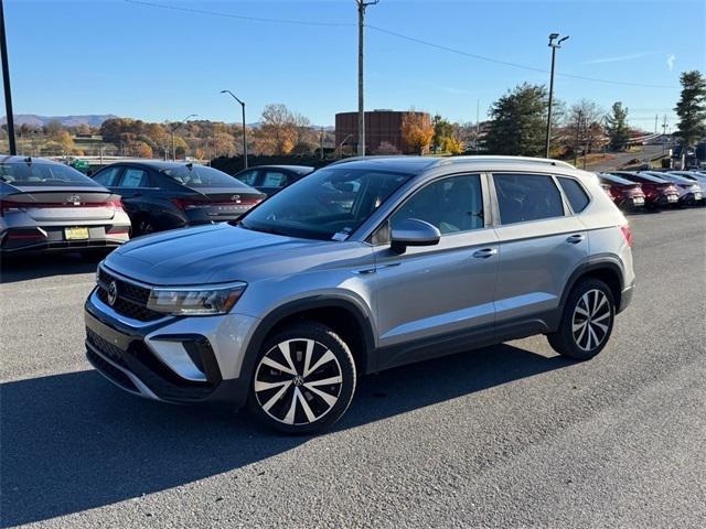 2023 Volkswagen Taos 1.5T SE 2023 Volkswagen Taos 1.5T SE