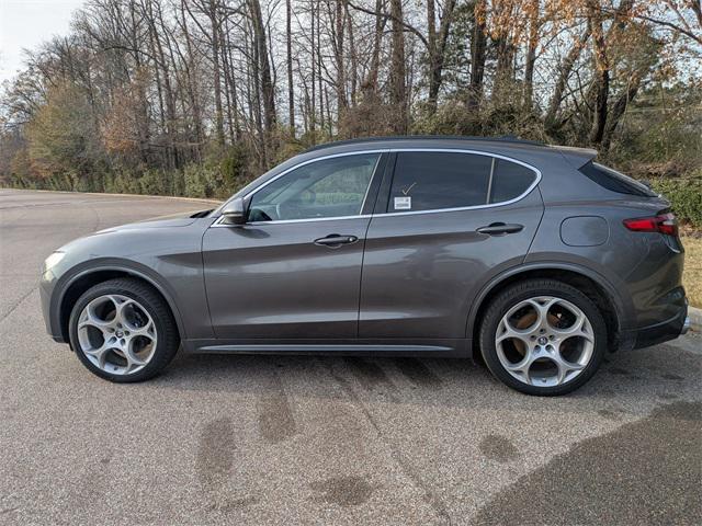 2023 Alfa Romeo Stelvio Lusso AWD