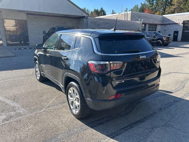 2024 Jeep Compass Sport 4x4 2024 Jeep Compass Sport 4x4