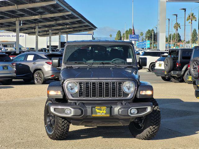 2025 Jeep Gladiator GLADIATOR HIGH TIDE 4X4