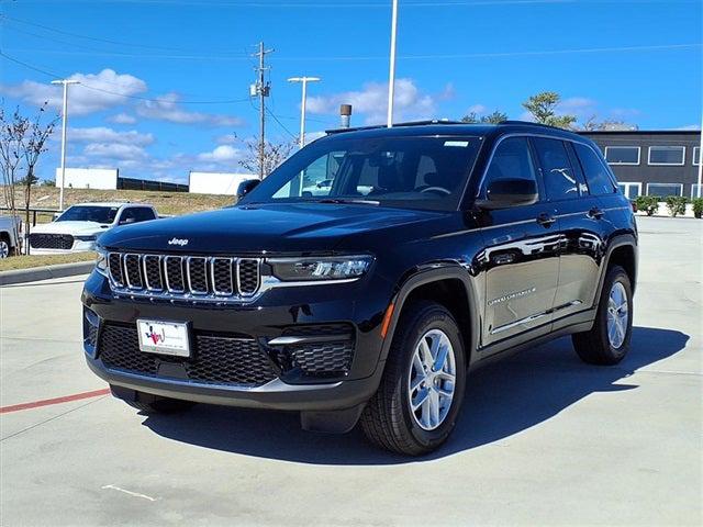 2025 Jeep Grand Cherokee GRAND CHEROKEE LAREDO X 4X2