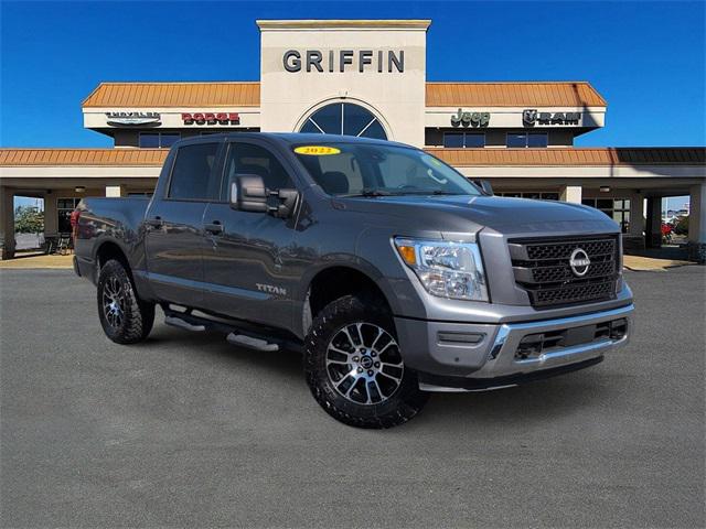 2023 Nissan TITAN Crew Cab SV 4x4 2023 Nissan TITAN Crew Cab SV 4x4