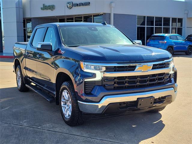 2023 Chevrolet Silverado 1500 4WD Crew Cab Standard Bed LT
