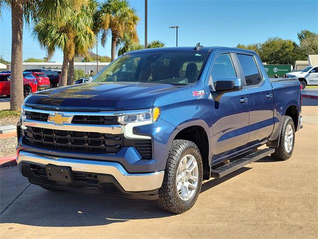 2023 Chevrolet Silverado 1500 4WD Crew Cab Standard Bed LT