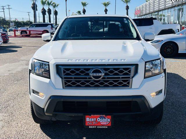 2022 Nissan Frontier Crew Cab SV 4x2