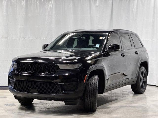 2023 Jeep Grand Cherokee Altitude 4x4