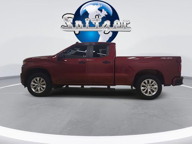 2020 Chevrolet Silverado 1500 4WD Double Cab Standard Bed Custom