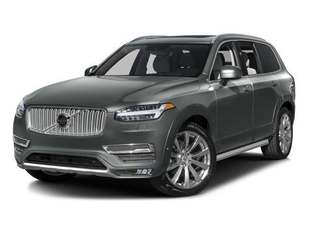 2016 Volvo XC90 T6 Momentum 2016 Volvo XC90 T6 Momentum