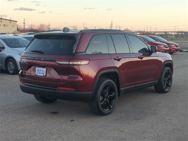 2023 Jeep Grand Cherokee Altitude 4x4 2023 Jeep Grand Cherokee Altitude 4x4