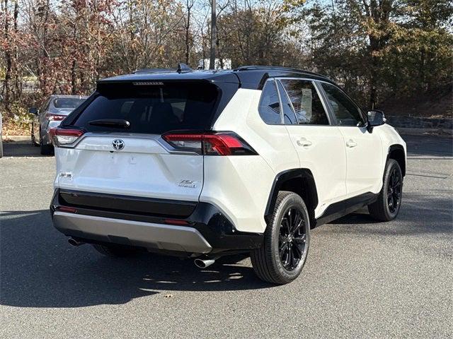 2022 Toyota RAV4 Hybrid XSE 2022 Toyota RAV4 Hybrid XSE