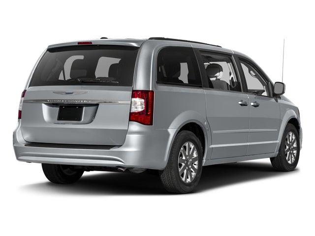 2016 Chrysler Town and Country Touring 2016 Chrysler Town and Country Touring