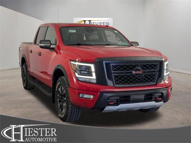 2021 Nissan TITAN Crew Cab PRO-4X 4x4