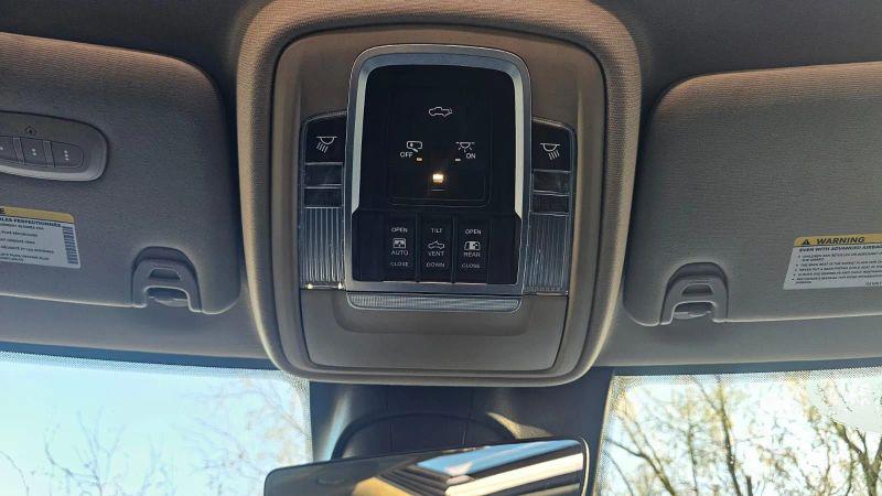 2019 Ram 3500 Laramie Crew Cab 4x4 6'4" Box