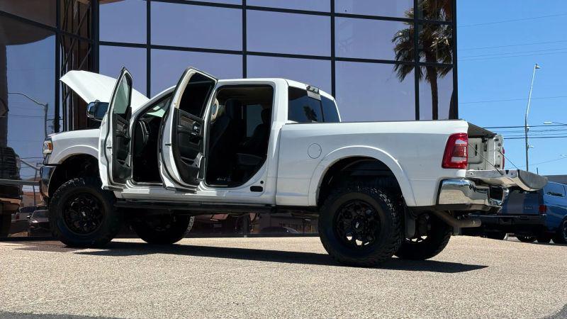 2019 Ram 3500 Laramie Crew Cab 4x4 6'4" Box