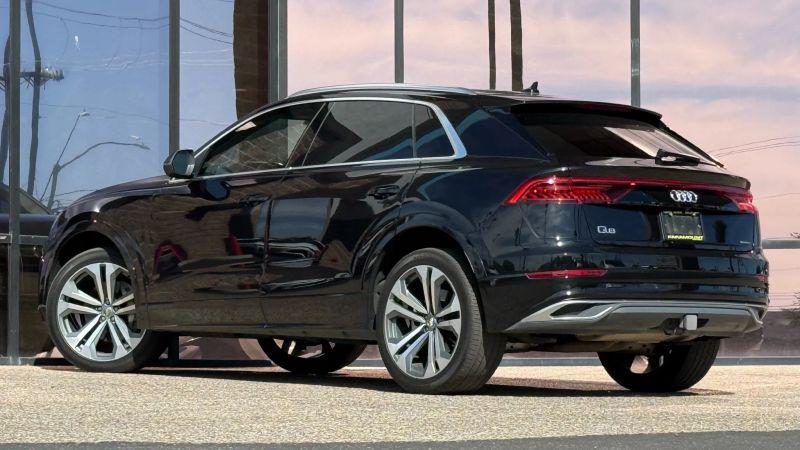 2019 Audi Q8 55 Premium