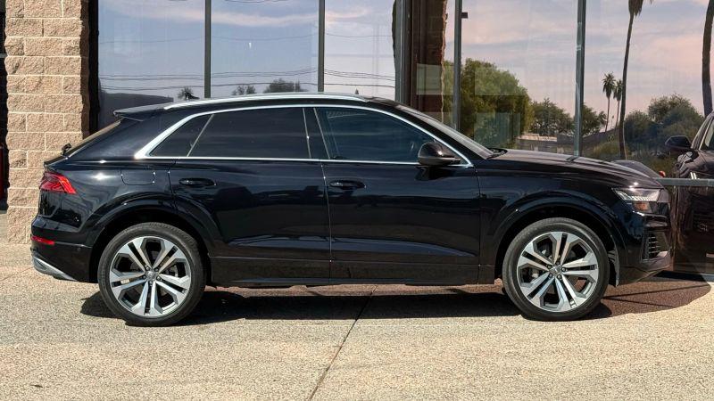 2019 Audi Q8 55 Premium