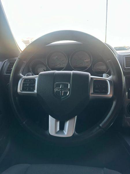 2013 Dodge Challenger SXT