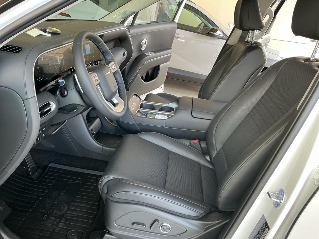 2026 Hyundai Palisade Limited - Photo 11