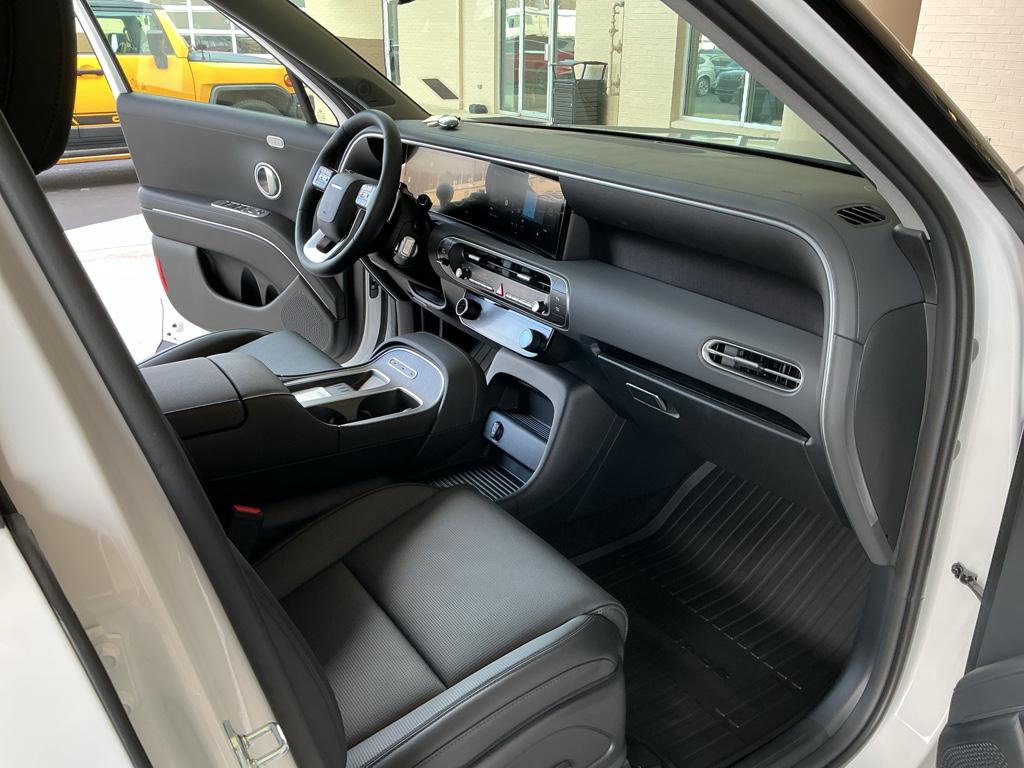 2026 Hyundai Palisade Limited - Photo 17