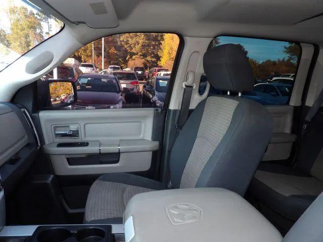 2010 Dodge Ram 1500 SLT/Sport/TRX