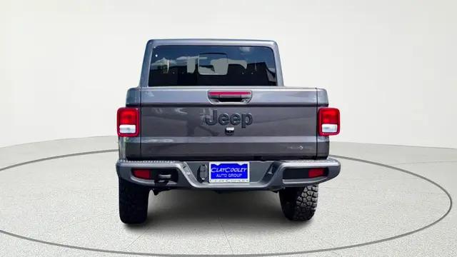2026 Jeep Gladiator Sport