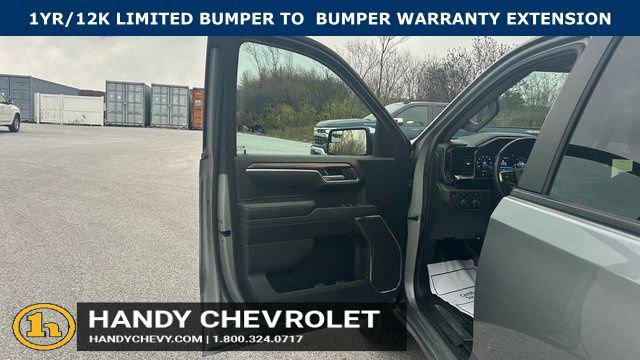 2025 Chevrolet Silverado 1500 4WD Crew Cab Short Bed LT with 2FL