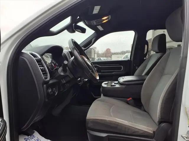 2024 Ram 3500 Big Horn Crew Cab 4x4 8' Box