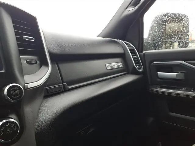 2024 Ram 3500 Big Horn Crew Cab 4x4 8' Box