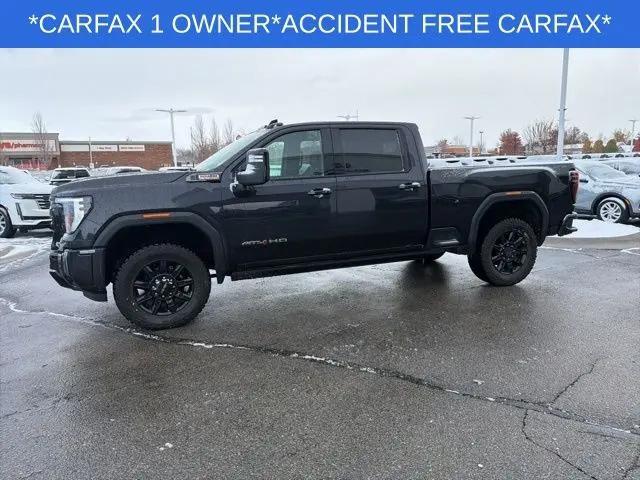2024 GMC Sierra 2500HD 4WD Crew Cab Standard Bed AT4