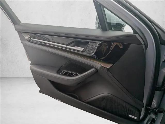 2025 Porsche Panamera Panamera
