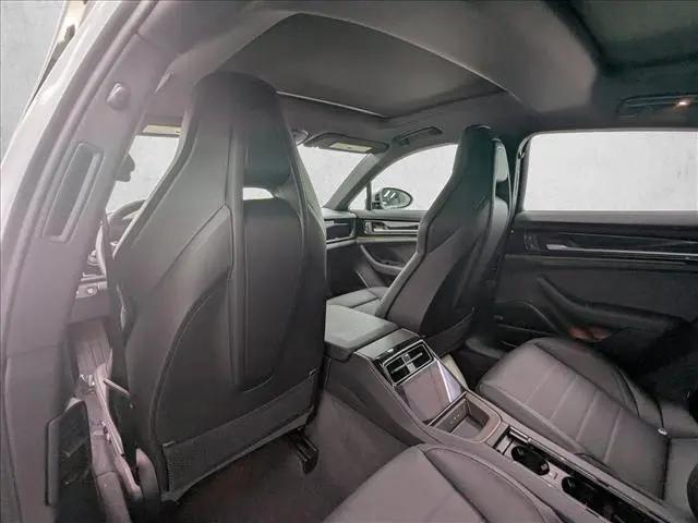 2025 Porsche Panamera Panamera