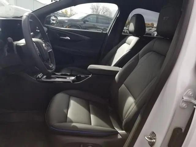 2026 Buick NV Sport Touring FWD