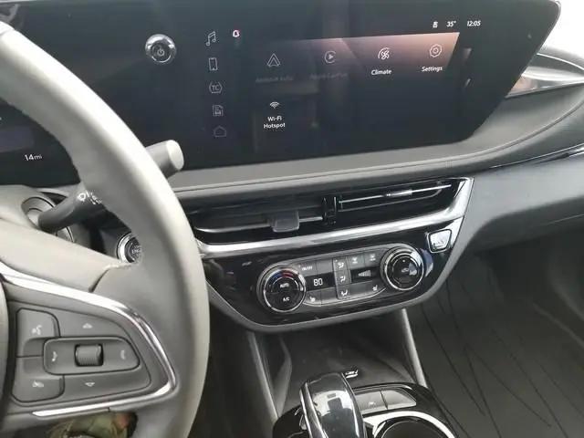 2026 Buick NV Sport Touring FWD