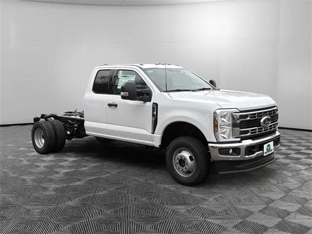 2026 Ford F-350 XLT