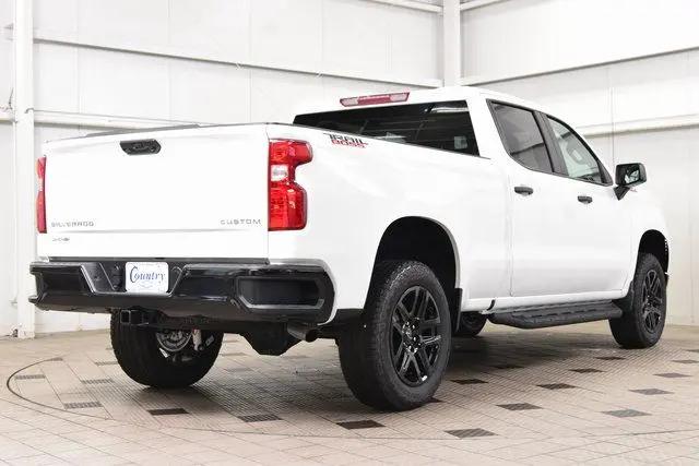2026 Chevrolet Silverado 1500 4WD Crew Cab Standard Bed Custom Trail Boss