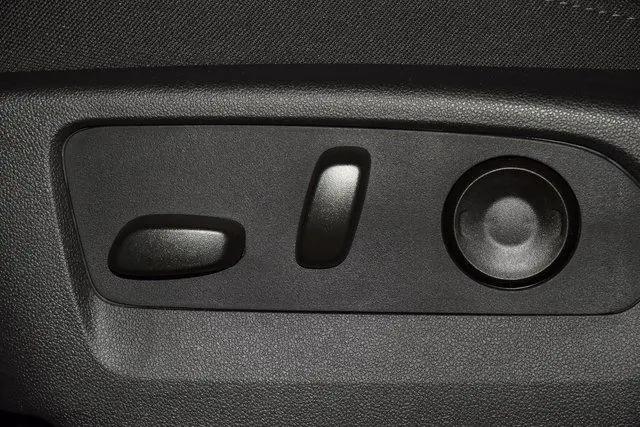 2026 Chevrolet Silverado 1500 4WD Crew Cab Standard Bed Custom Trail Boss