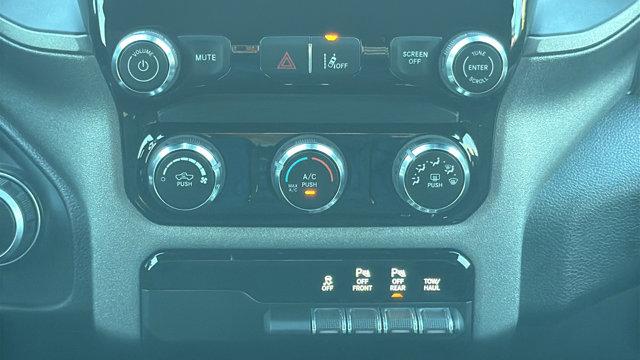 2025 Ram 1500 Tradesman Crew Cab 4x4 5'7" Box