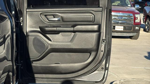 2025 Ram 1500 Tradesman Crew Cab 4x4 5'7" Box