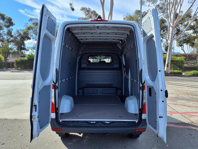 2026 Mercedes-Benz Sprinter 2500 Cargo 144 WB