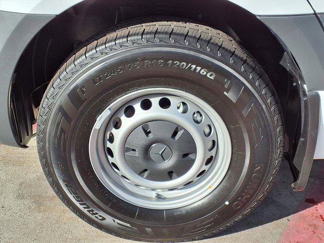 2026 Mercedes-Benz Sprinter 2500 Cargo 144 WB