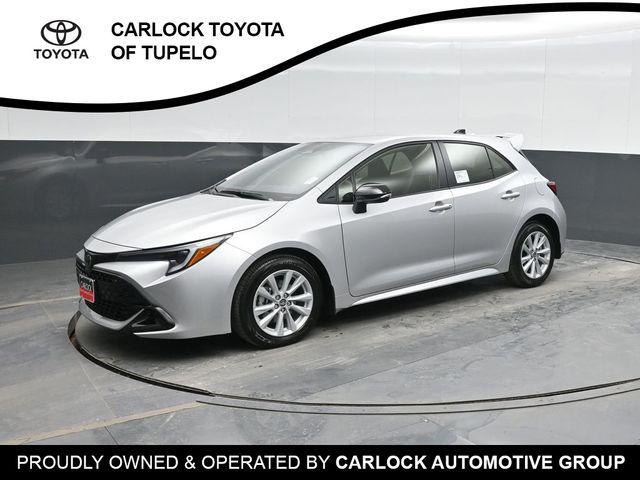 2026 Toyota Corolla Hatchback SE's photo