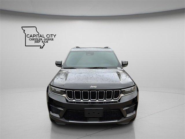 2025 Jeep Grand Cherokee GRAND CHEROKEE LAREDO X 4X4