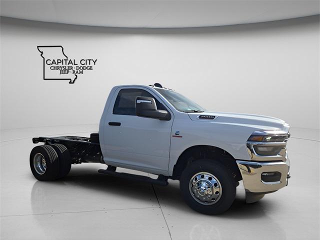 2026 RAM Ram 3500 Chassis Cab RAM 3500 TRADESMAN CHASSIS REGULAR CAB 4X4 60 CA 2026 RAM Ram 3500 Chassis Cab RAM 3500 TRADESMAN CHASSIS REGULAR CAB 4X4 60 CA