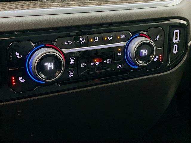 2025 Chevrolet Silverado 2500HD 4WD Crew Cab Standard Bed LT