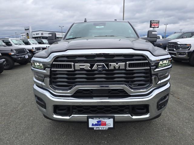2026 Ram 3500 Big Horn Crew Cab 4x4 8 Box